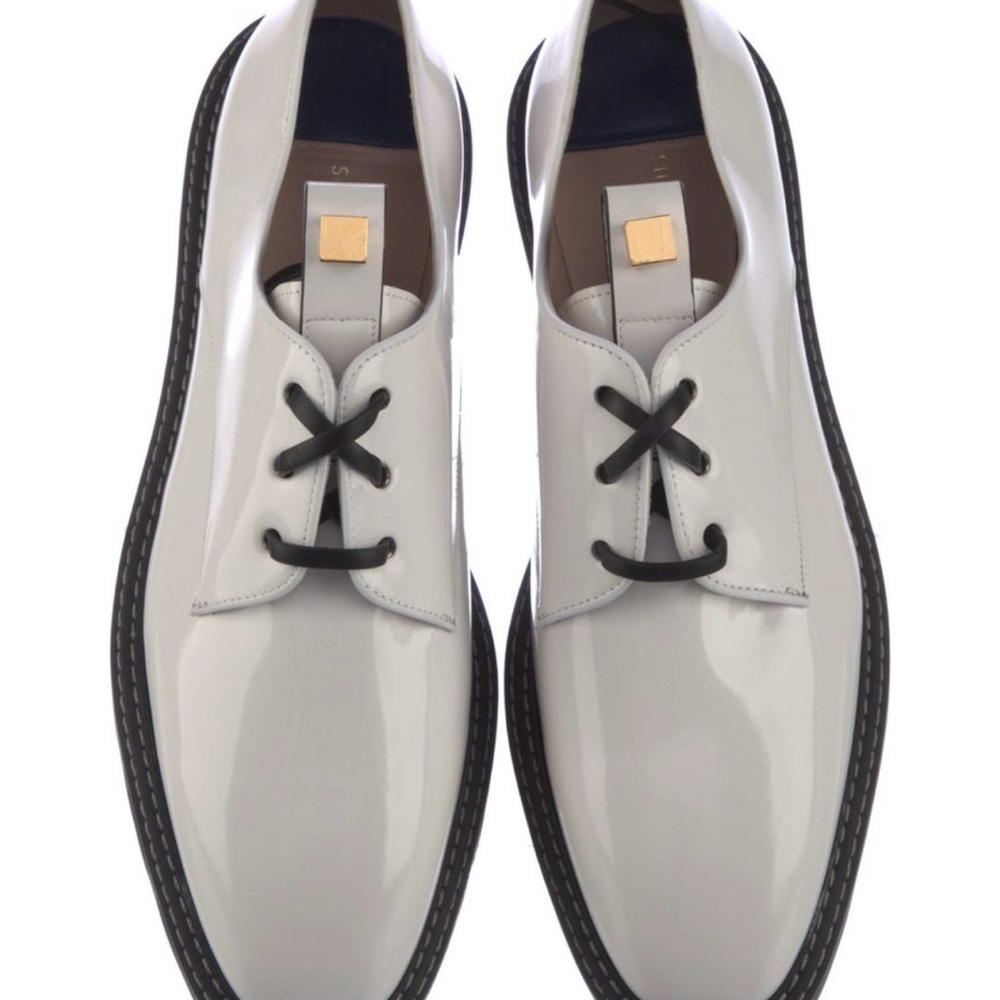 Stuart Weitzman Jasper Patent Leather Oxfords size 10